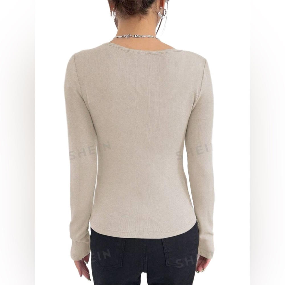 Cut Out Ribbed Knit Tee - Picture 2 of 2